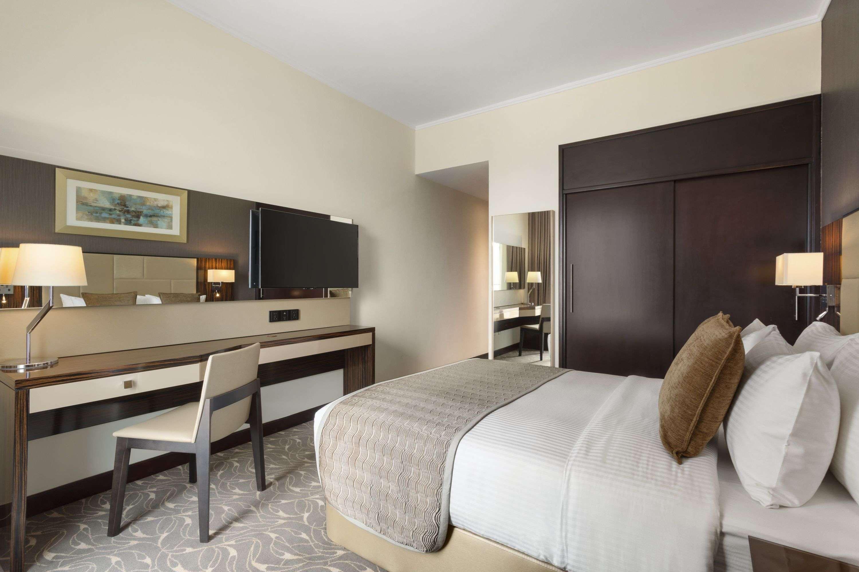 Hawthorn Extended Stay By Wyndham Abu Dhabi City Center Hotel 4*