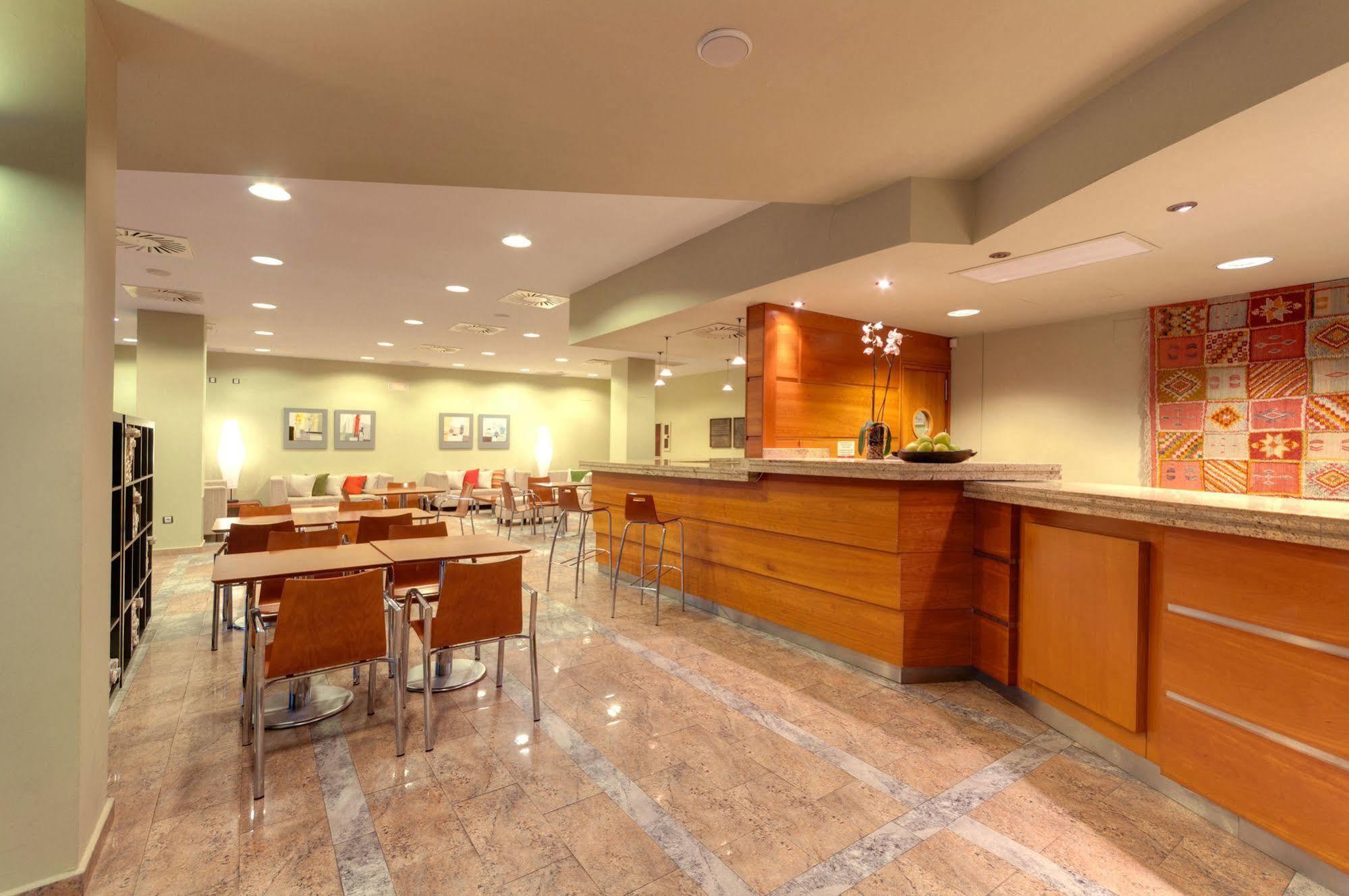 Hawthorn Extended Stay By Wyndham Abu Dhabi City Center 4* Abu Dhabi