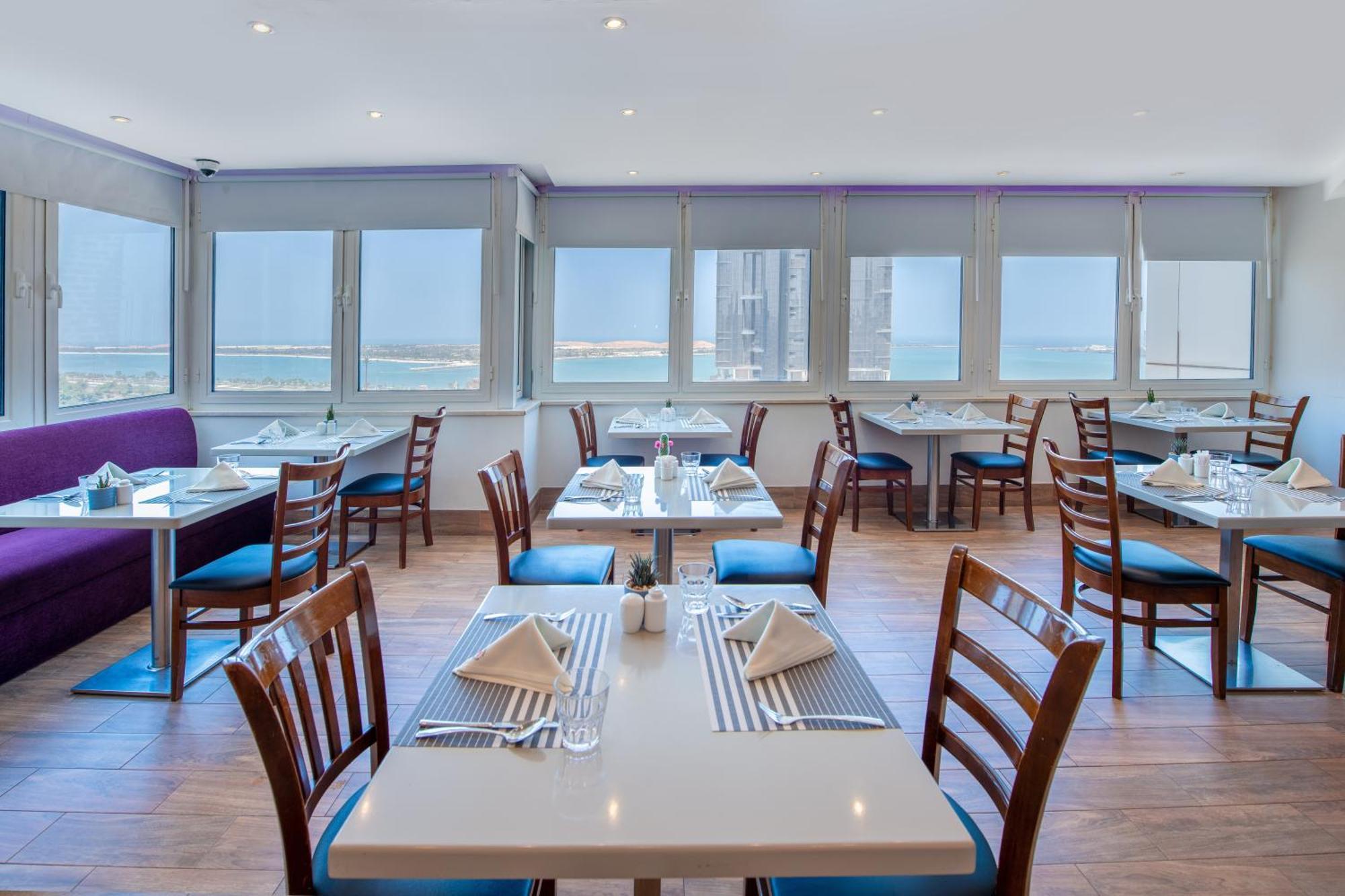 Hawthorn Extended Stay By Wyndham Abu Dhabi City Center 4*
