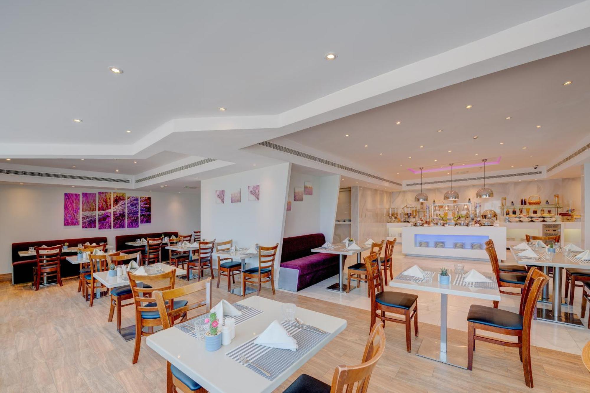 Hawthorn Extended Stay By Wyndham Abu Dhabi City Center 4* Abu Dhabi