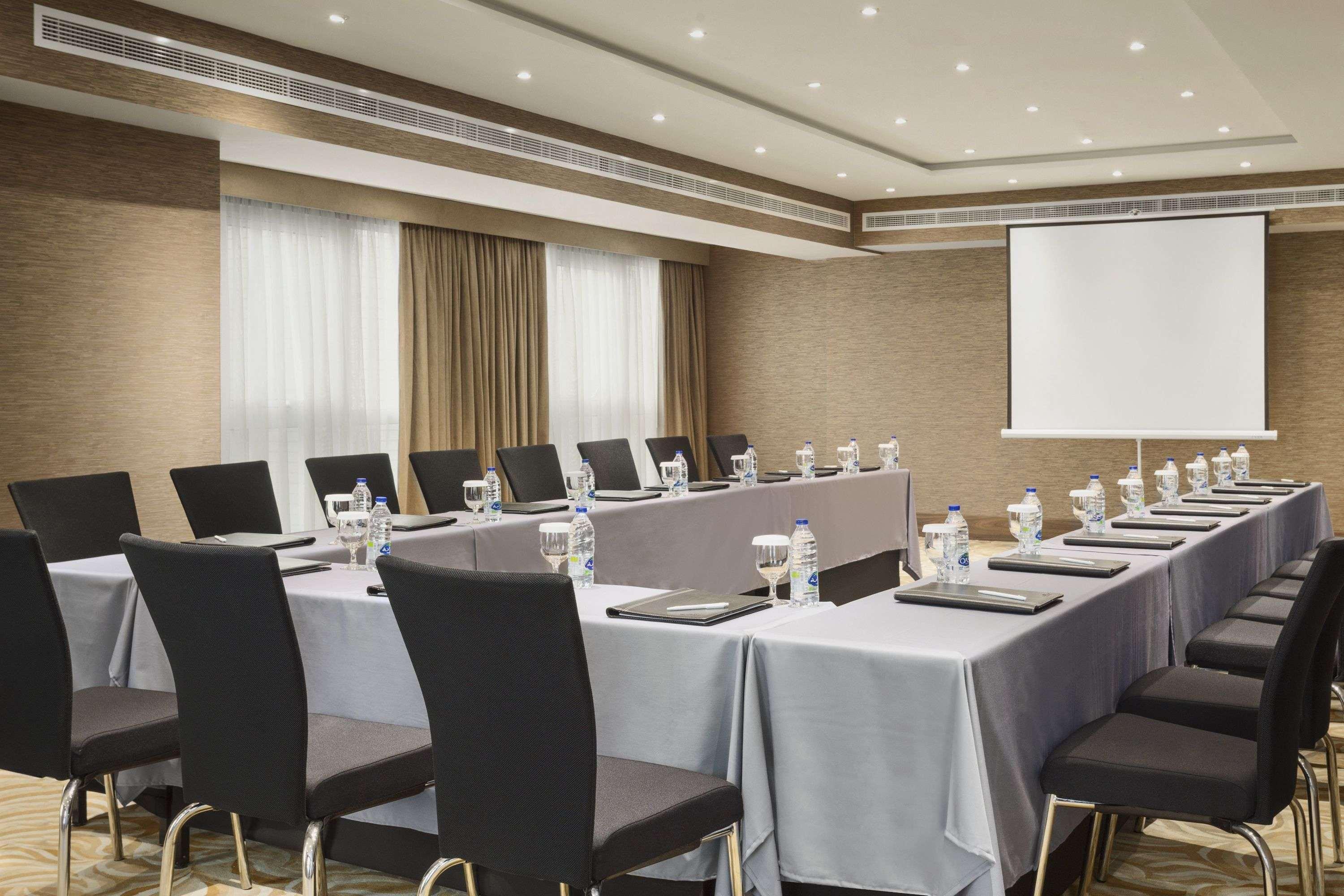 Hawthorn Extended Stay By Wyndham Abu Dhabi City Center Abu Dhabi